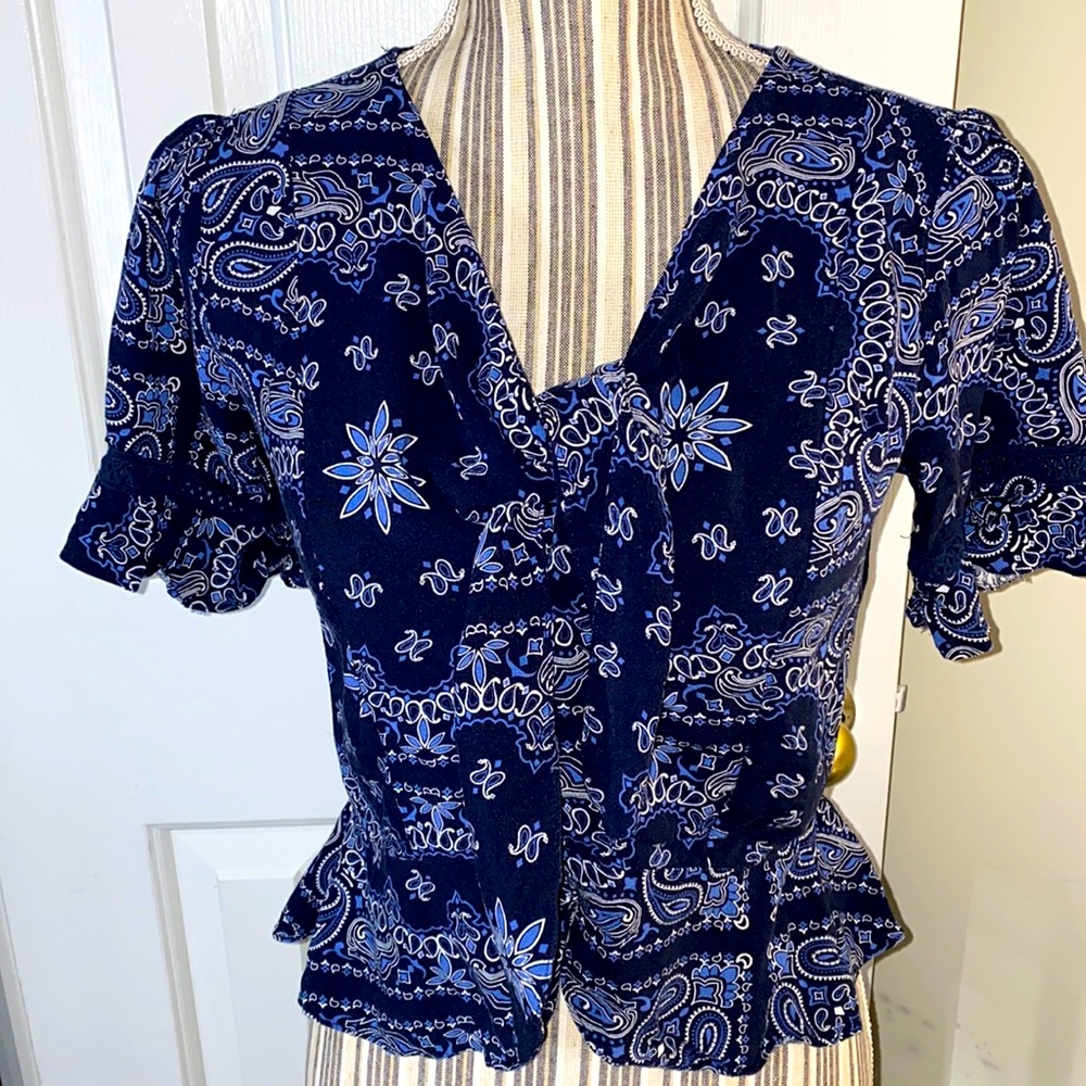 🟢 Blue Paisley top - 3/25 SALE